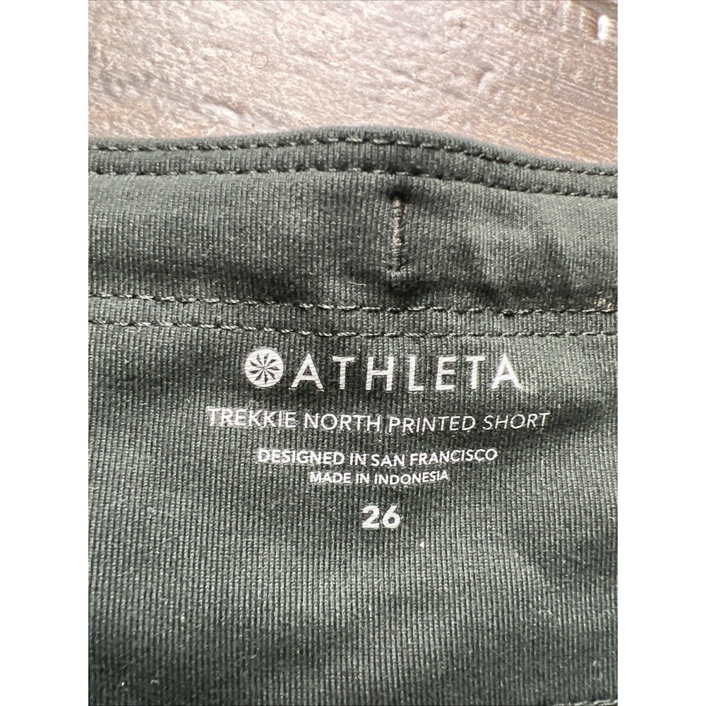 Athleta Trekkie North Printed Short Terra Firma Olive Size 26 Plus Active‎ - Picture 3 of 7